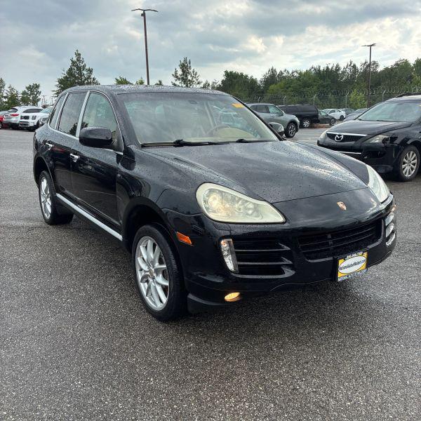 2010 Porsche Cayenne Base