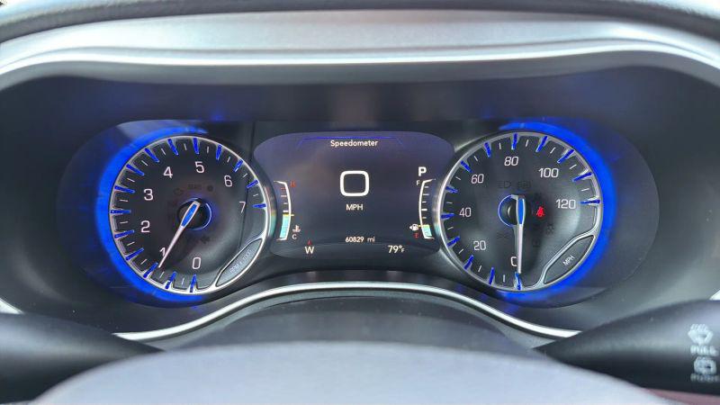 2024 Chrysler Pacifica Touring