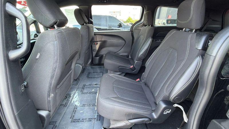 2024 Chrysler Pacifica Touring