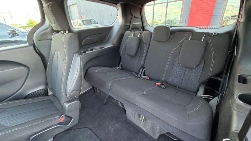 2024 Chrysler Pacifica Touring