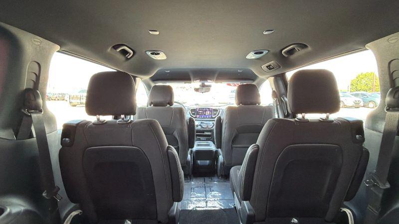 2024 Chrysler Pacifica Touring