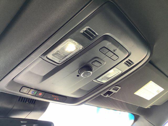 2023 GMC Yukon 4WD SLT