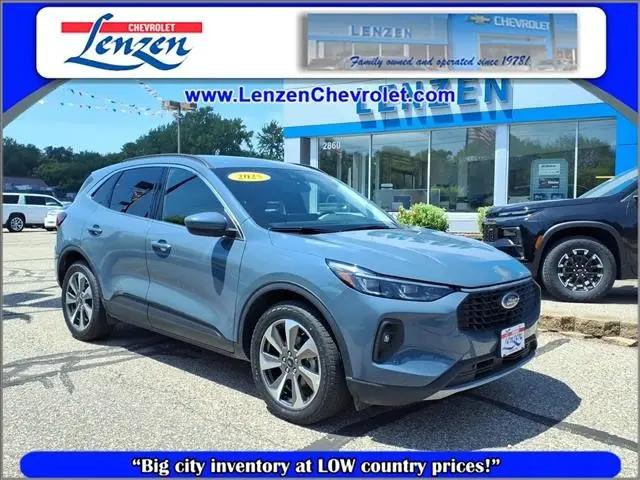 2025 Ford Escape Platinum for sale in Chaska, MN