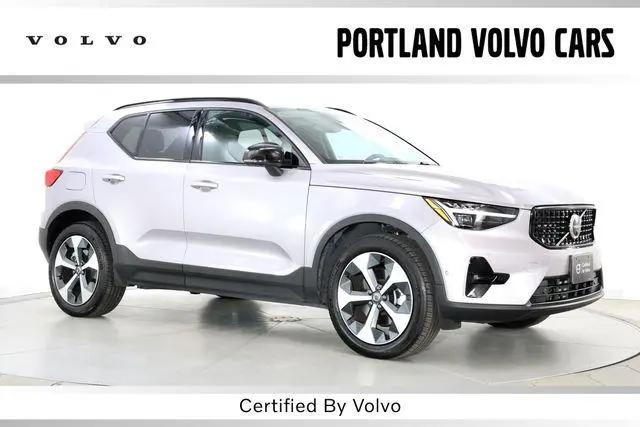 2026 Volvo XC40 Plus, B5 AWD Gas (mild hybrid), Dark for sale in Scarborough, ME