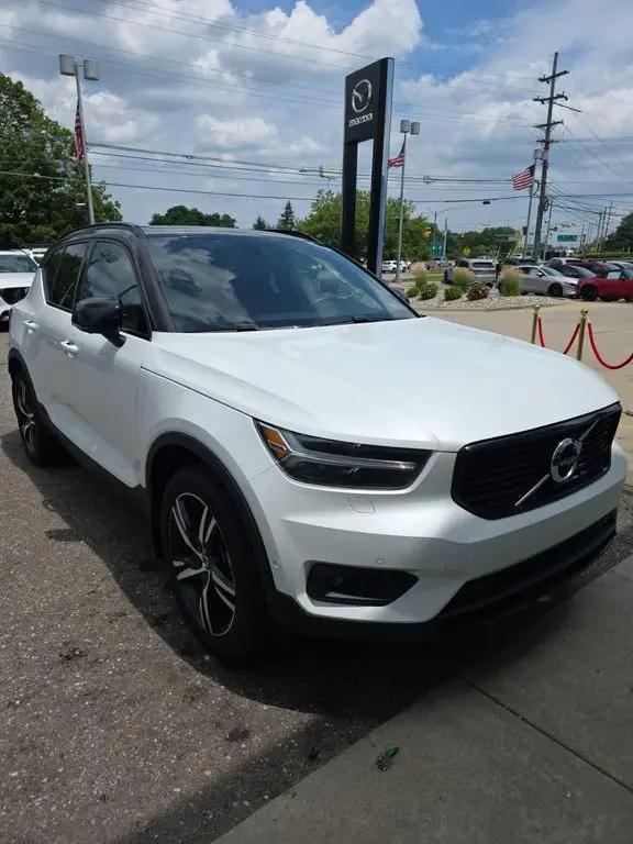 2019 Volvo XC40 T5 R-Design for sale in Farmington Hills, MI