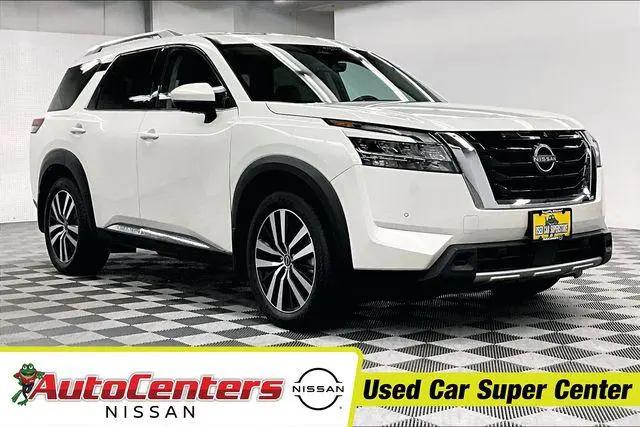 2024 Nissan Pathfinder Platinum 4WD for sale in Herculaneum, MO