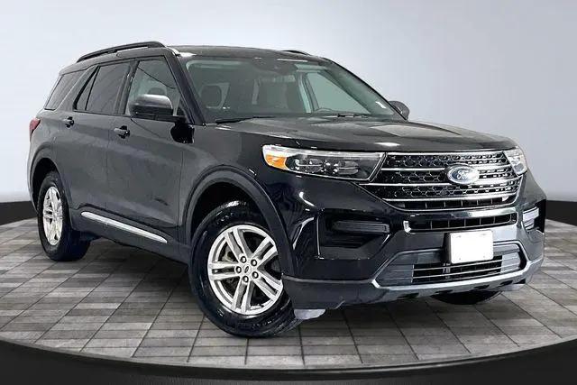 2022 Ford Explorer XLT for sale in Roanoke, IN