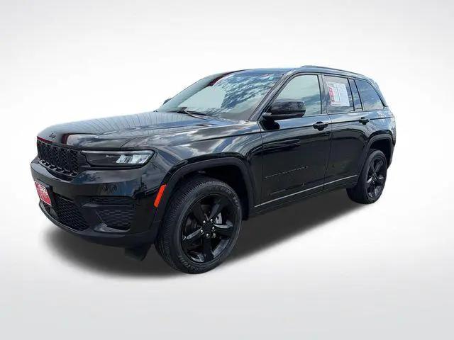 2023 Jeep Grand Cherokee Altitude X 4x4 for sale in Perham, MN