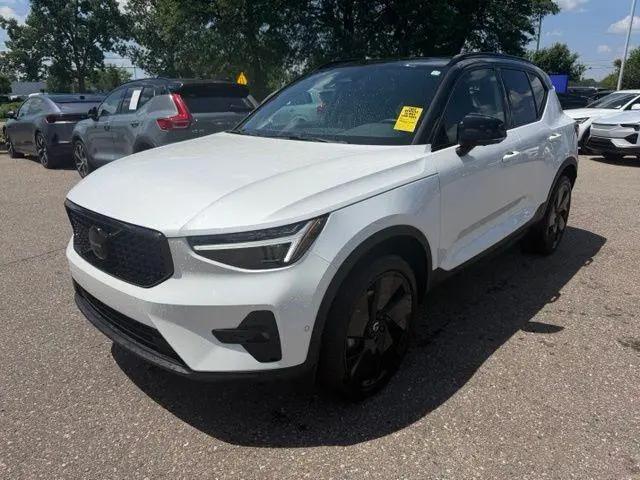 2026 Volvo XC40 Black Edition Ultra, B5 AWD Gas (mild hybrid) for sale in Farmington Hills, MI