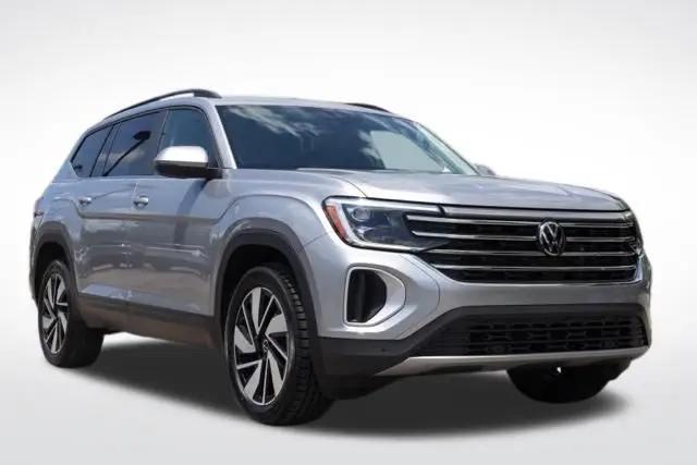 2024 Volkswagen Atlas 2.0T SE w/Technology for sale in Louisville, KY