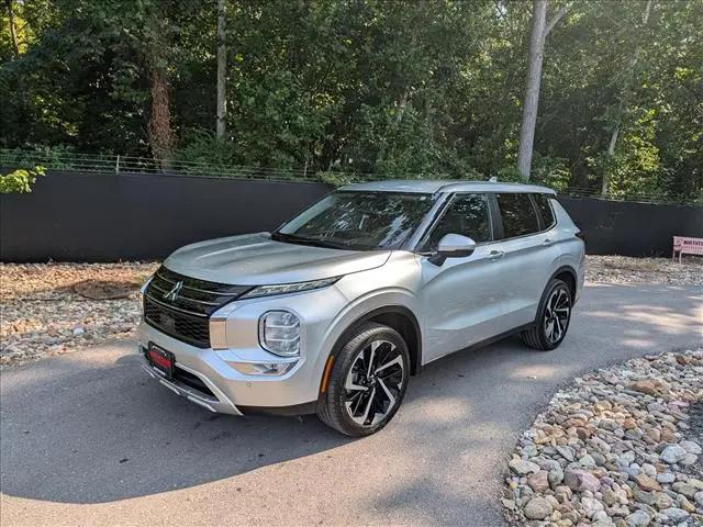 2024 Mitsubishi Outlander SE 2.5 2WD for sale in Kansas City, MO