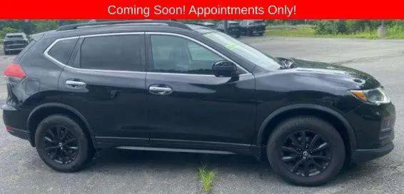 2017 Nissan Rogue SV for sale in Westfield, IN