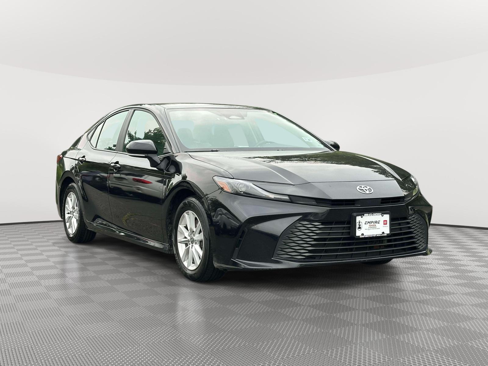 Midnight Black Metallic 2025 Toyota Camry Sedan Front-Wheel Drive Automatic