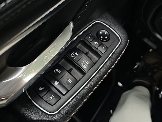 2021 Ram 1500 Laramie Crew Cab 4x4 5'7" Box