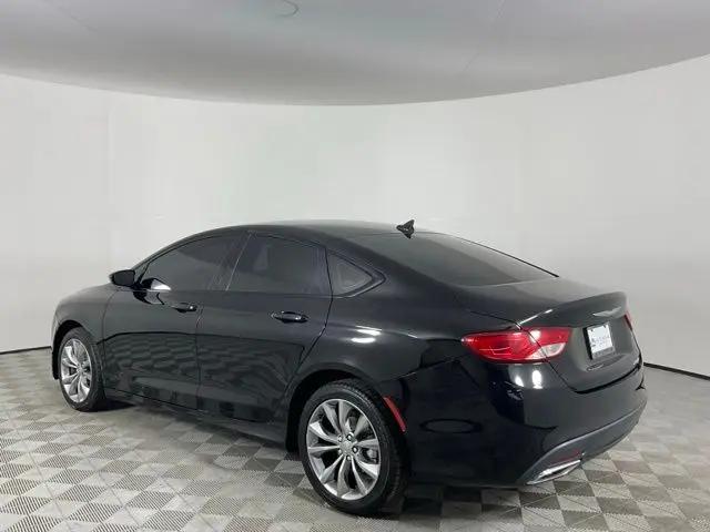 2016 Chrysler 200 S