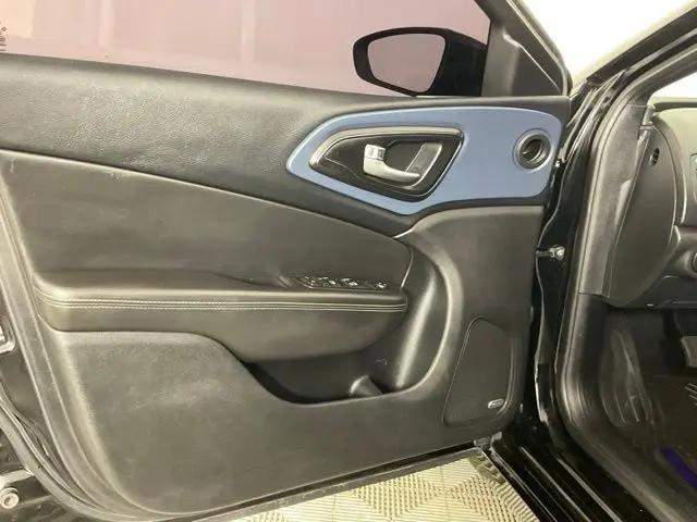 2016 Chrysler 200 S