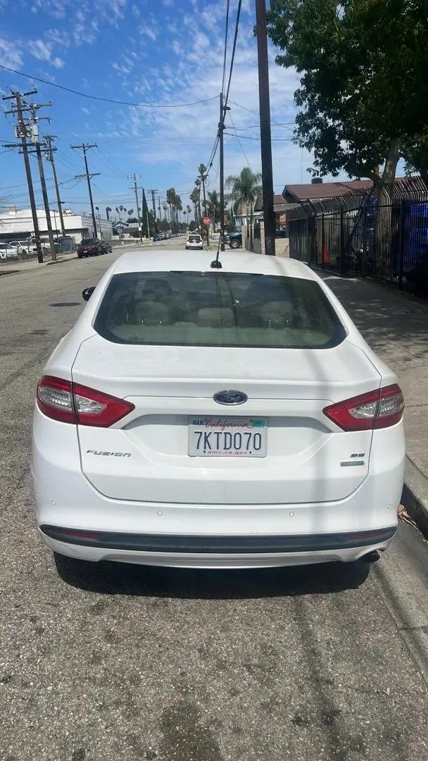 2014 Ford Fusion SE