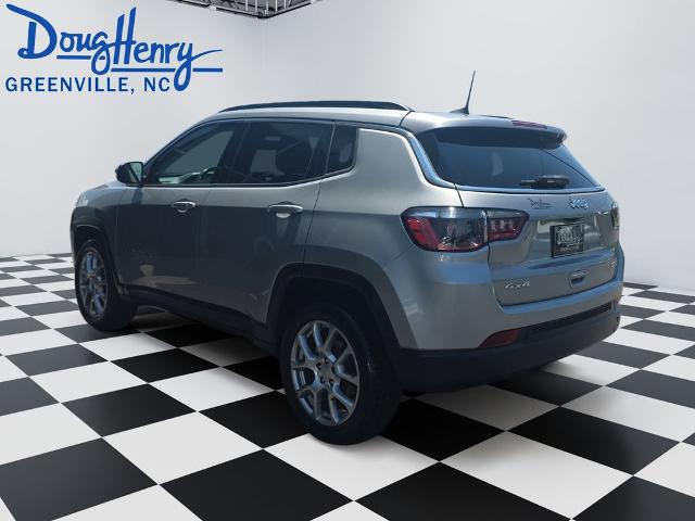 2022 Jeep Compass Latitude Lux 4x4