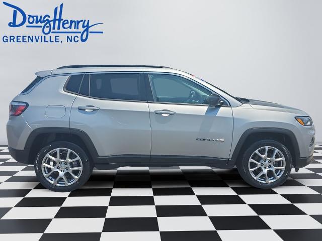 2022 Jeep Compass Latitude Lux 4x4