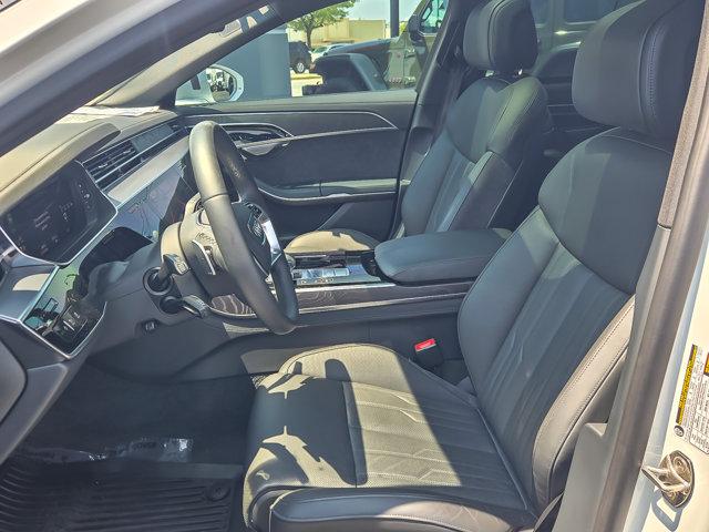 2025 Audi A8 L 55 TFSI quattro Tiptronic