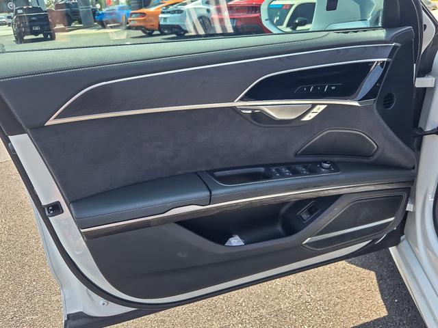 2025 Audi A8 L 55 TFSI quattro Tiptronic