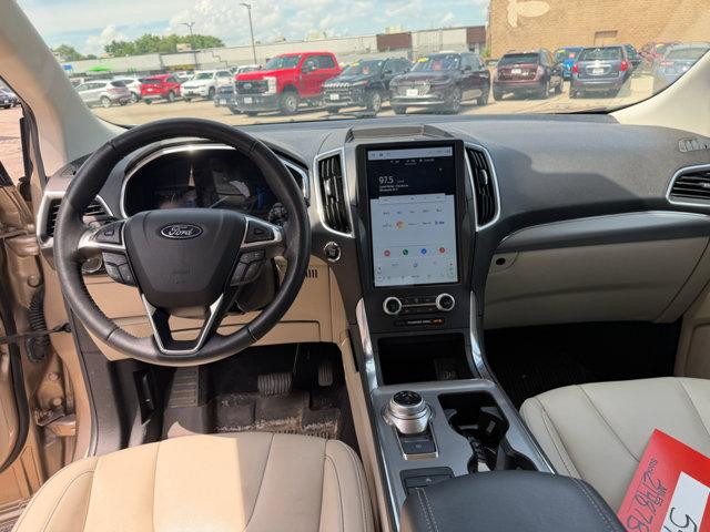 2021 Ford Edge Titanium