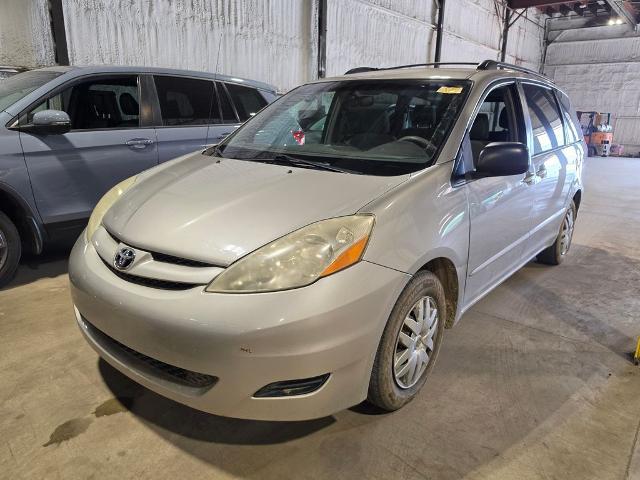 2006 Toyota Sienna LE for sale in Chillicothe, OH