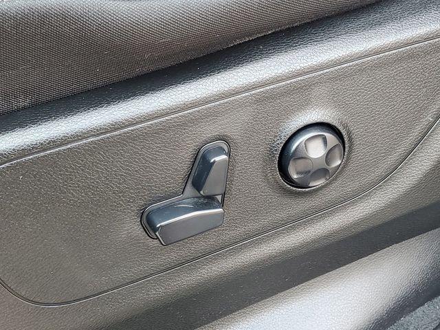 2020 Ram 1500 Big Horn Crew Cab 4x4 5'7" Box