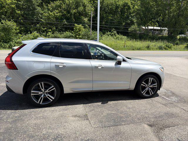 2021 Volvo XC60 T5 Momentum