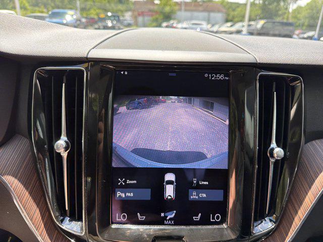 2021 Volvo XC60 T5 Momentum