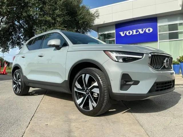 2024 Volvo XC40 B5 Plus Bright Theme for sale in San Antonio, TX