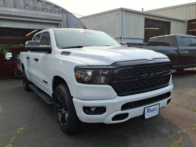 2024 RAM 1500 Big Horn Crew Cab 4x4 57 Box 2024 RAM 1500 Big Horn Crew Cab 4x4 57 Box