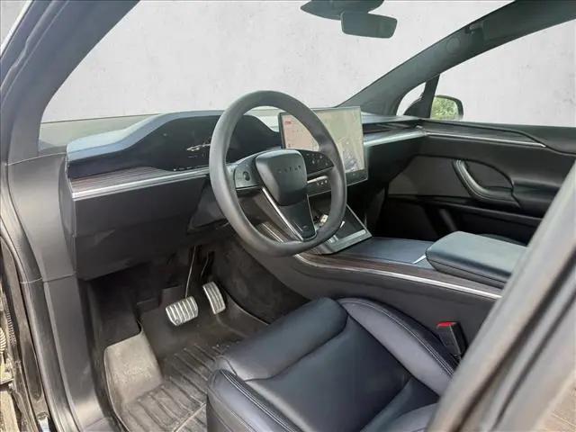 2023 Tesla Model X Standard Range