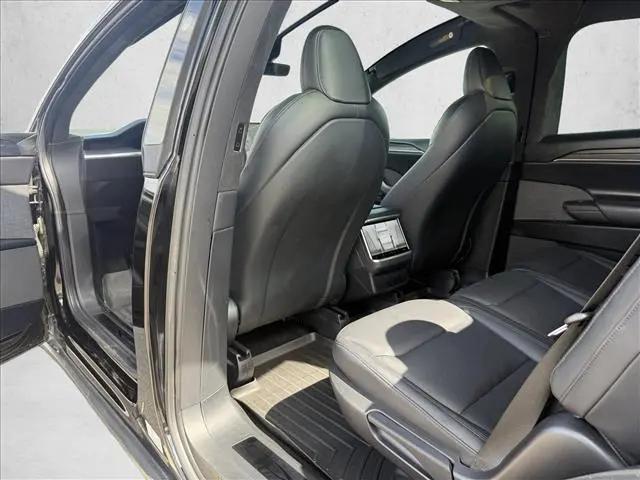 2023 Tesla Model X Standard Range