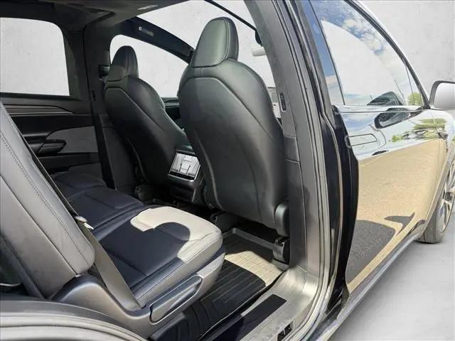 2023 Tesla Model X Standard Range
