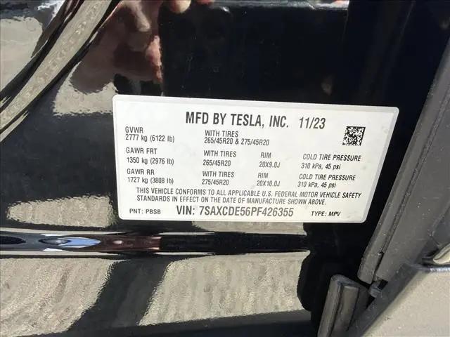 2023 Tesla Model X Standard Range
