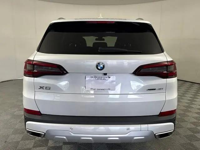 2023 BMW X5 sDrive40i