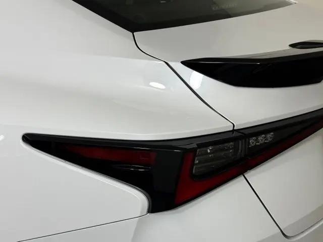 2026 Lexus IS 350 F SPORT Design