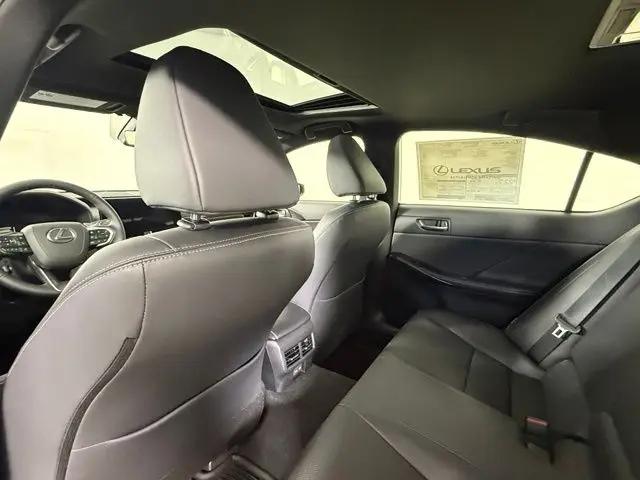 2026 Lexus IS 350 F SPORT Design