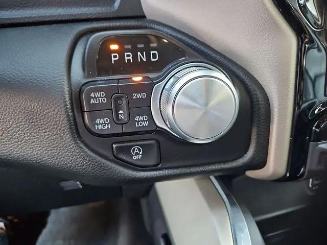 2021 Ram 1500 Laramie Crew Cab 4x4 5'7" Box