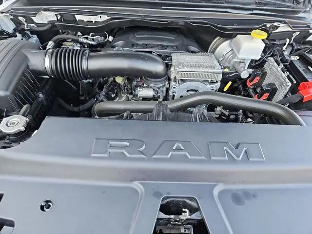 2021 Ram 1500 Laramie Crew Cab 4x4 5'7" Box