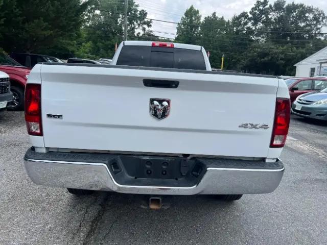 2018 Ram 3500 SLT Crew Cab 4x4 8' Box