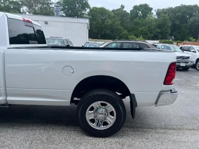 2018 Ram 3500 SLT Crew Cab 4x4 8' Box