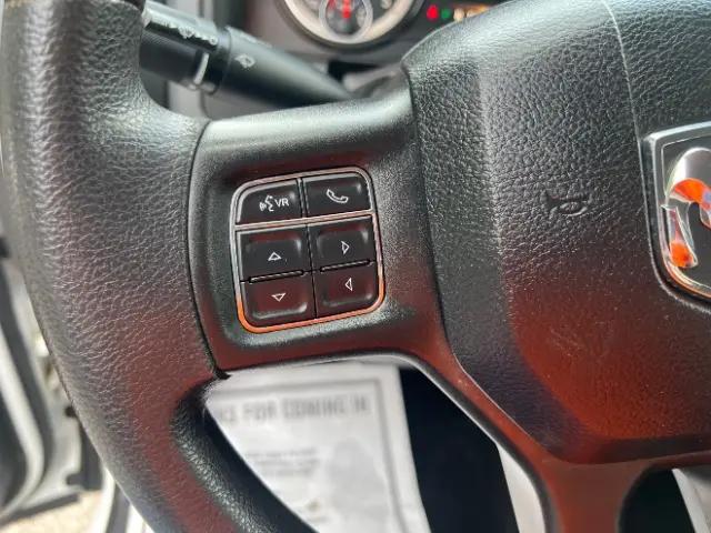 2018 Ram 3500 SLT Crew Cab 4x4 8' Box