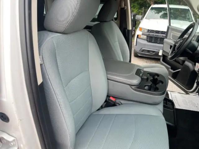 2018 Ram 3500 SLT Crew Cab 4x4 8' Box