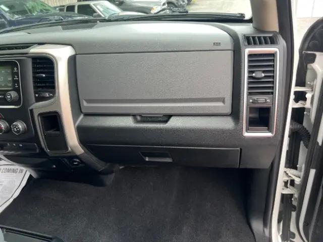 2018 Ram 3500 SLT Crew Cab 4x4 8' Box