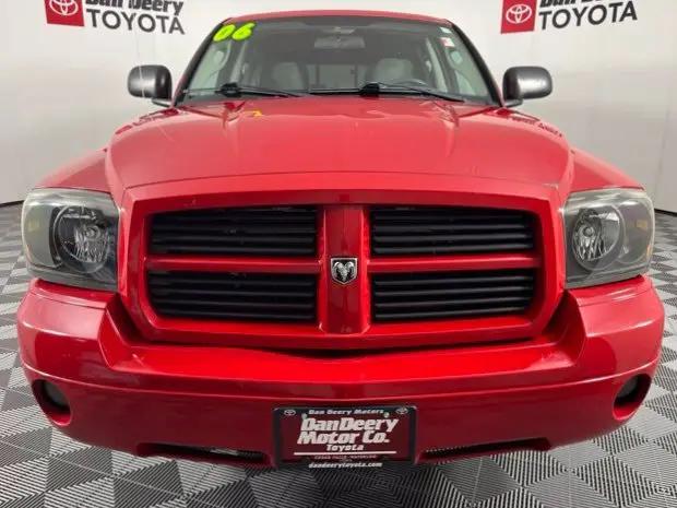 2006 Dodge Dakota SLT