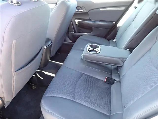 2012 Chrysler 200 LX