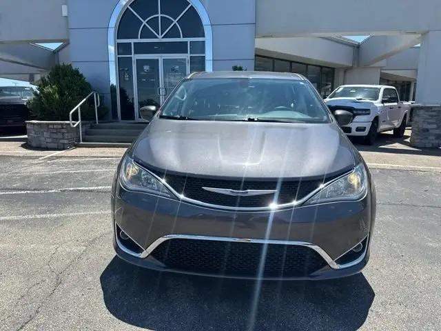 2020 Chrysler Pacifica Touring