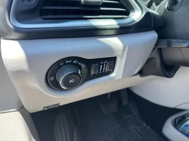 2020 Chrysler Pacifica Touring